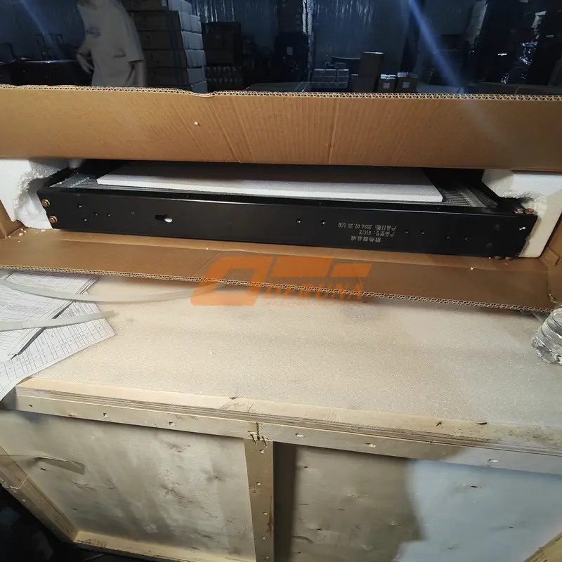 1301010-61C/E Radiator 3310 E5