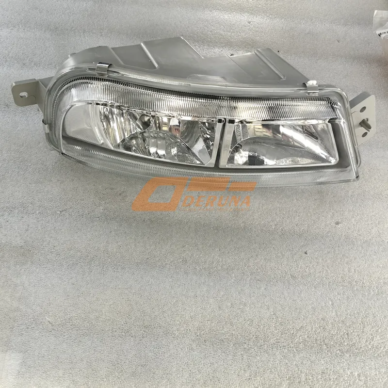 3732015-2000-C00/E Luz antiniebla3732015-2000-C00/E Luz antiniebla izquierda FAW J77
