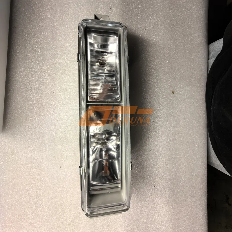 3732015-53A Faro antiniebla izquierdo J6