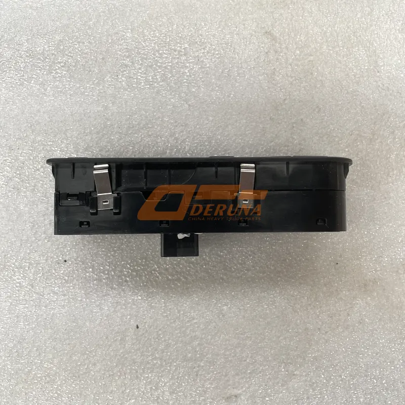 712W28230-6210 Driver'S Side Door Switch Panel (Deluxe)
