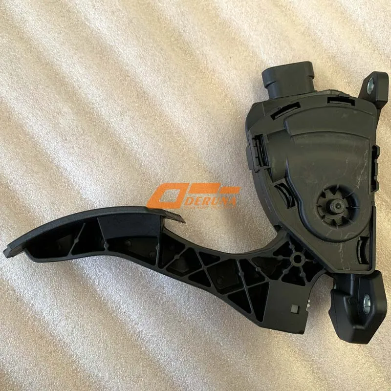811W25970-6103 Accelerator Pedal Assembly