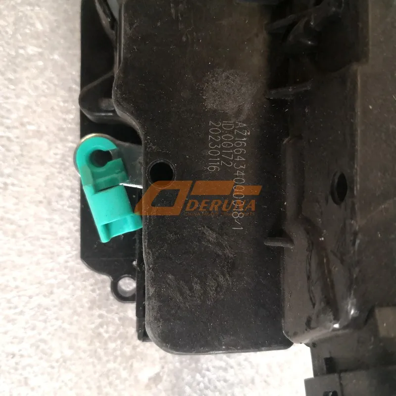 AZ166434000018 Door Lock Right