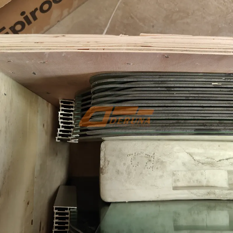 WG1642330061 Door Glass R