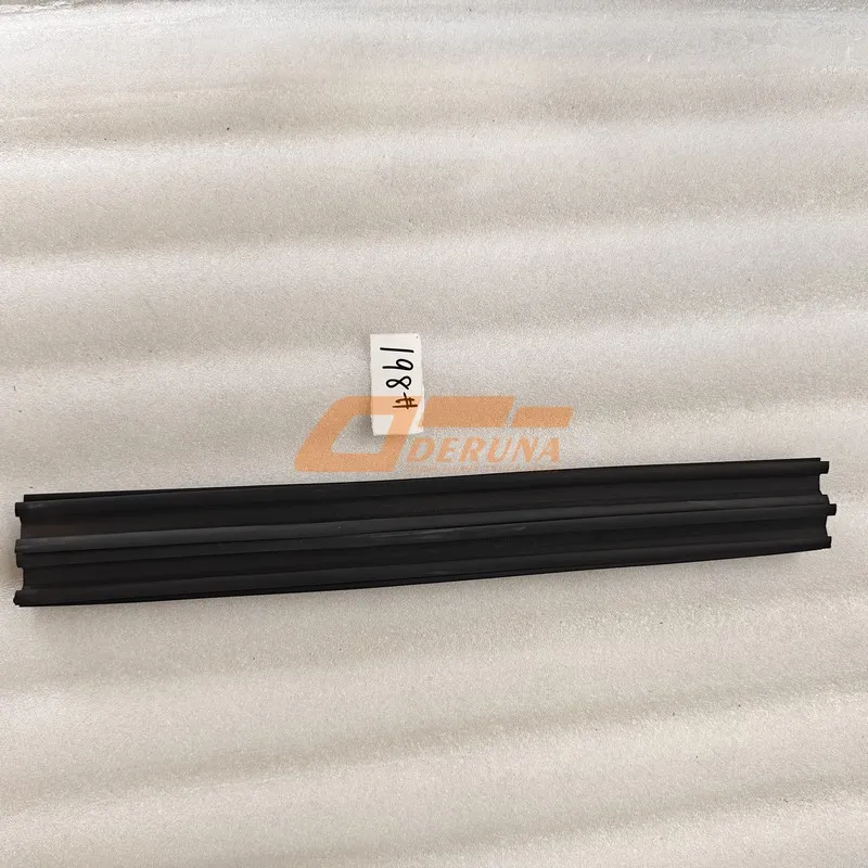 WG1671330239 Chute Sealing Strip Ii