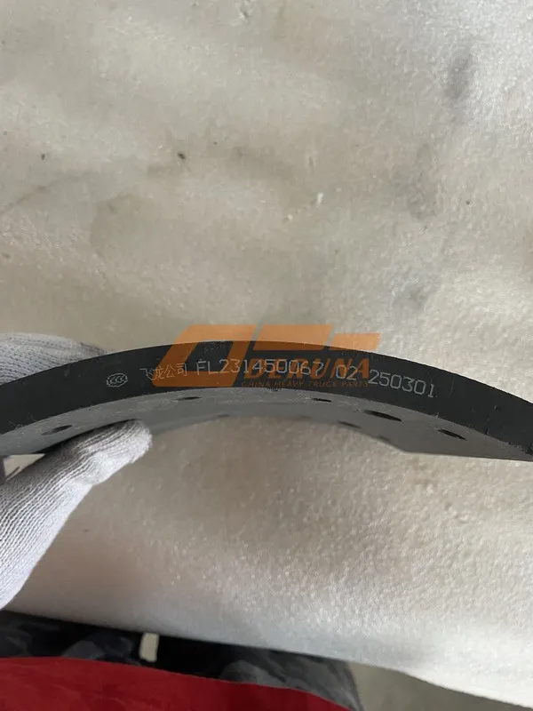 Brake Shoes (Includes Brake Shoe Lining And Rivets) WG9200340069 for SINOTRUK Howo