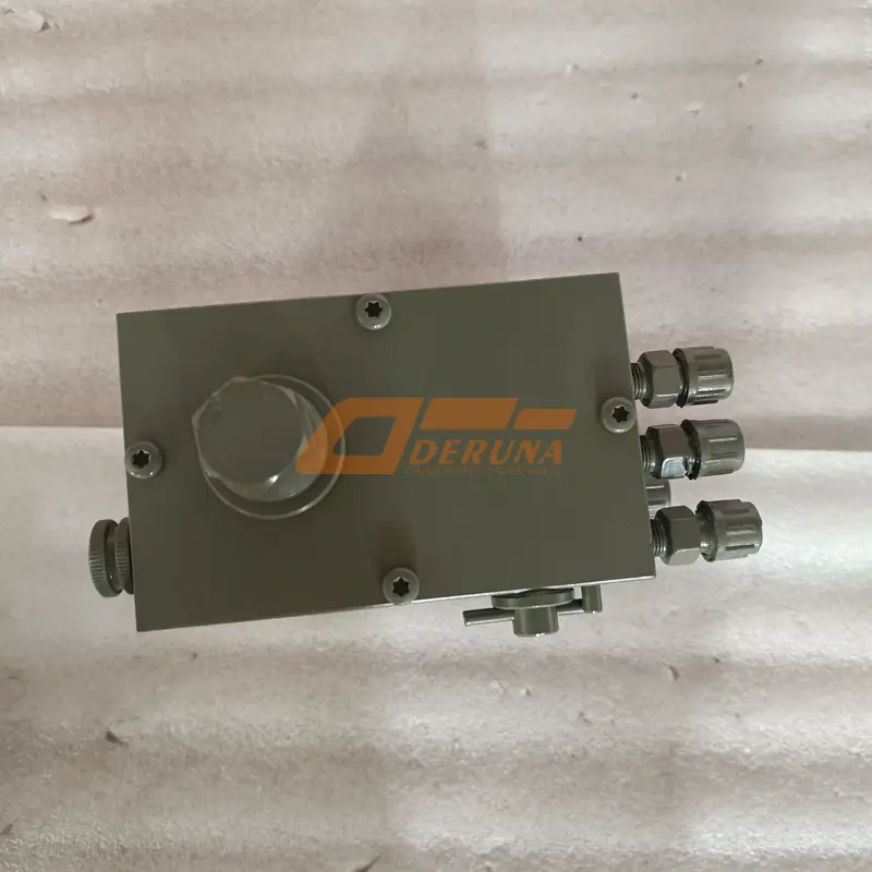 WG9925822002 Manual Cab Lift Pump A7