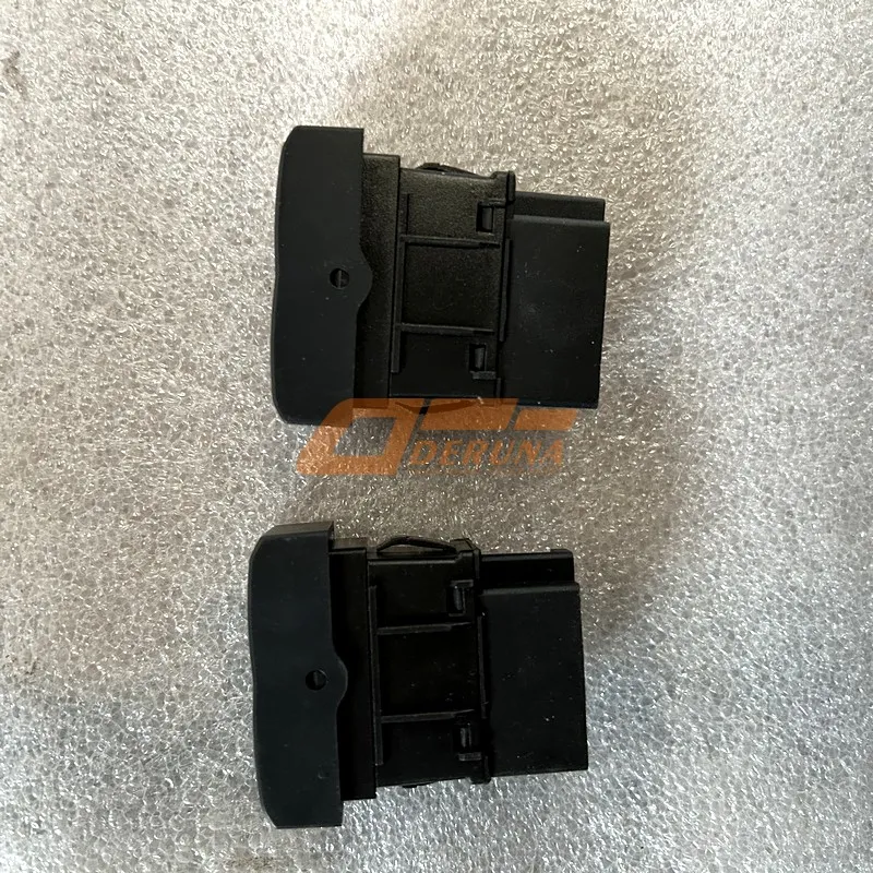 WG9X25581024 Left Window Lift Switch