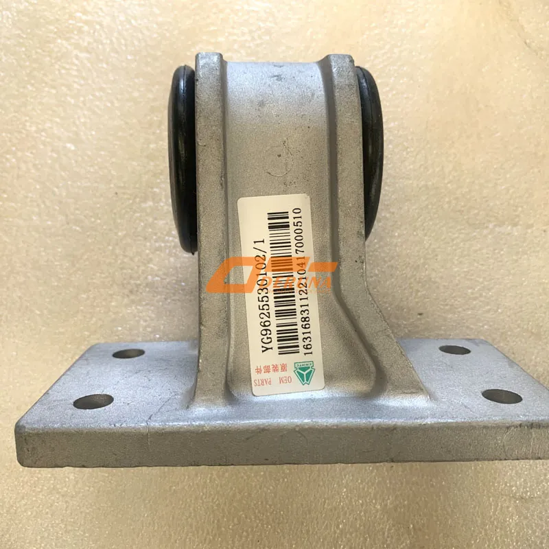 YG9625530102 Right Radiator Bracket